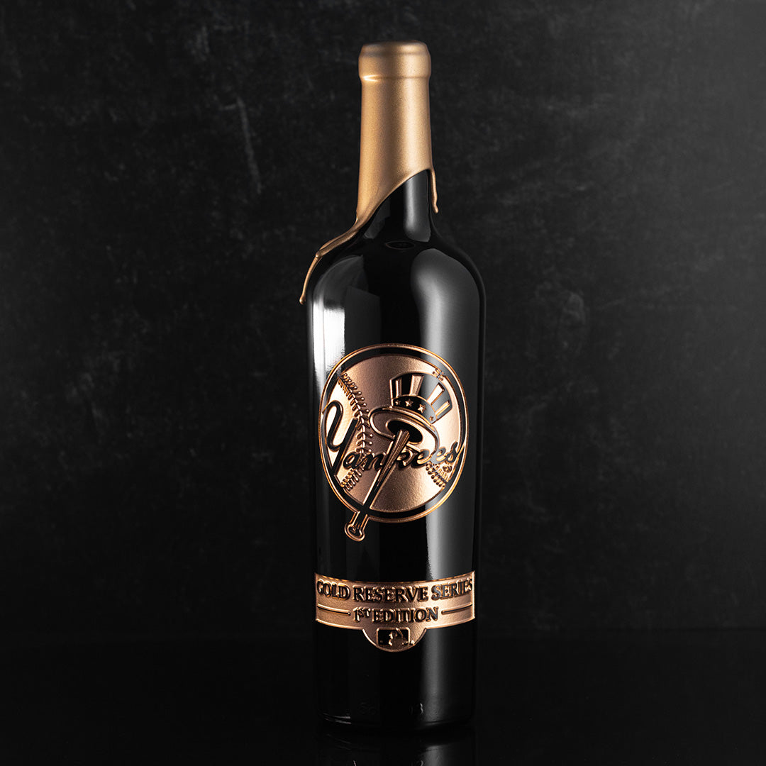 New York Yankees Gold Reserve Etched Wine Bottle – Mano's Wine