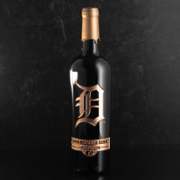 Detroit Tigers Gold Reserve Etched Wine bottle dipped in gold wax