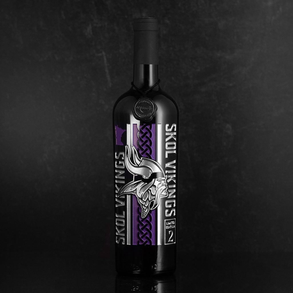 Mano's Wine bottle with etched design of Minnesota Vikings SKOL Vikings Limited Edition 2 cabernet sauvignon