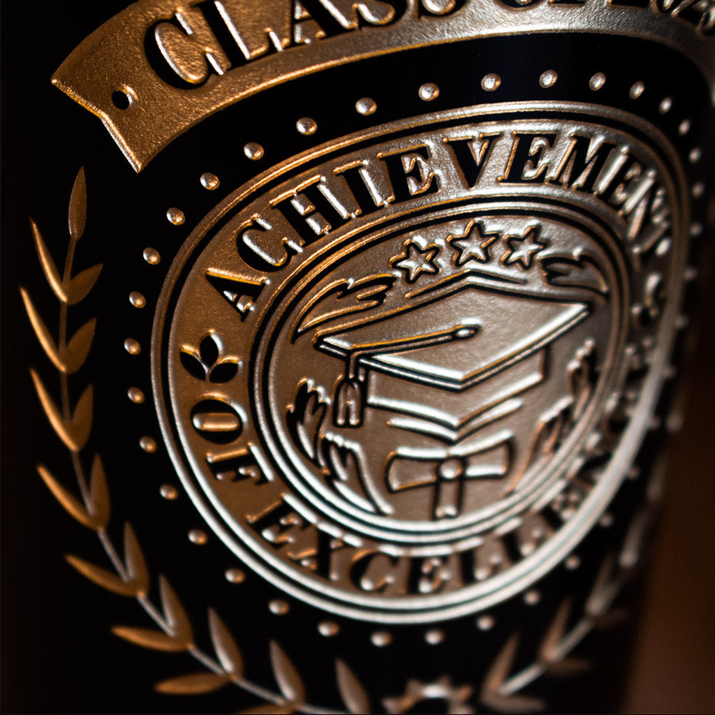 Close up of the Mano's Wine deep etched Custom Graduate Laurel Etched Wine bottle