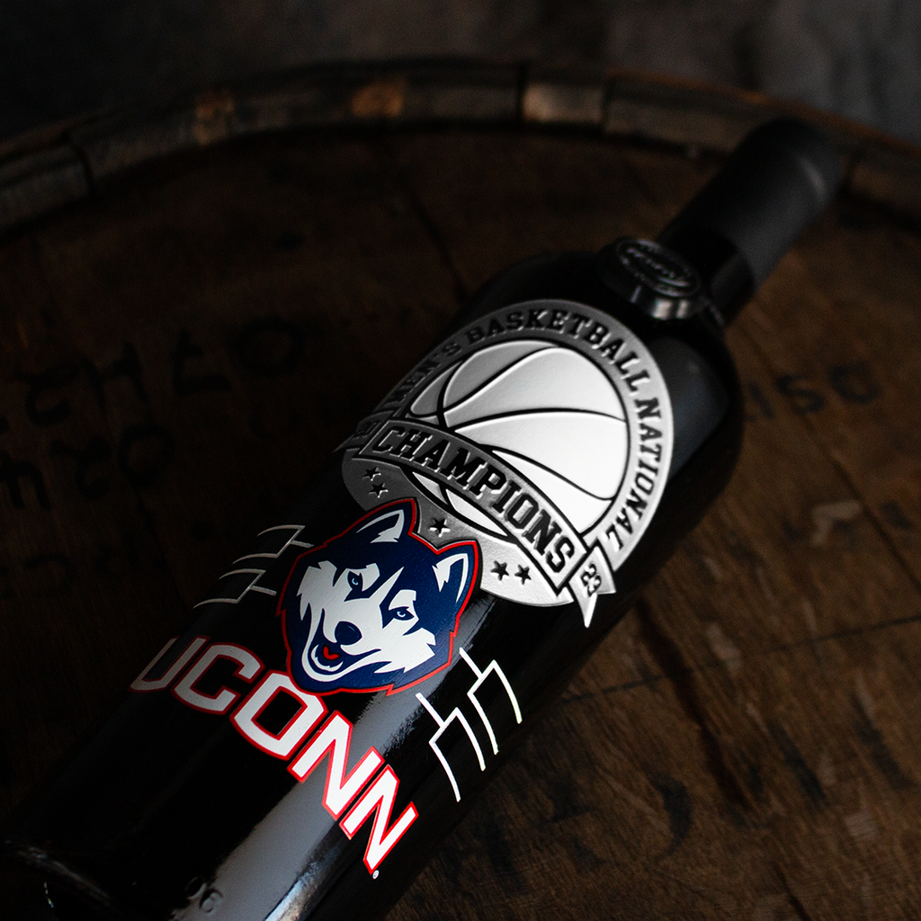 UCONN 2023 Men's Basketball Champions Etched Wine