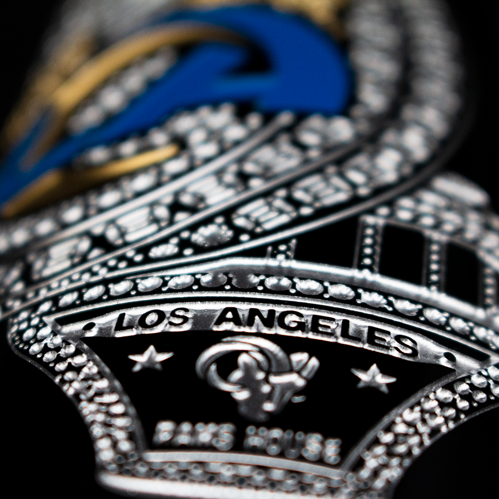 Los Angeles Rams Commemorative Ring Etched Wine