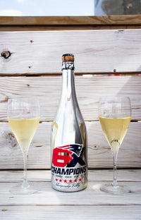 NE Patriots 6x Champions Logo Metallic Silver Bubbly