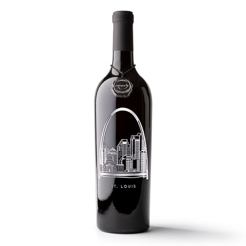 Mano's Wine bottle deep-etched with the St. Louis city skyline and the famous Arch