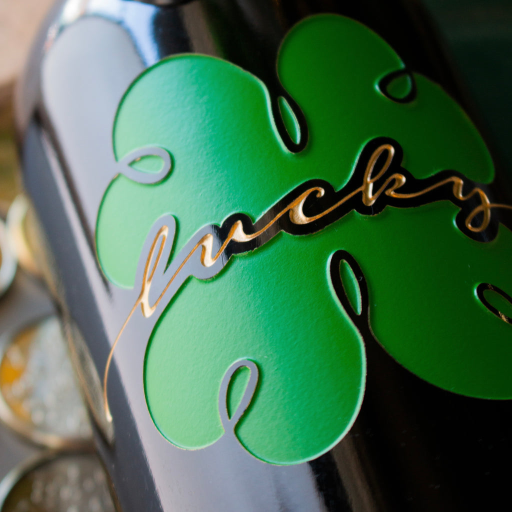St. Patricks Lucky Four Leaf Clover Etched Wine