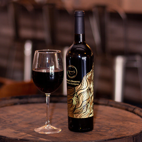 Mano's Reserve Cabernet Sauvignon Etched Wine